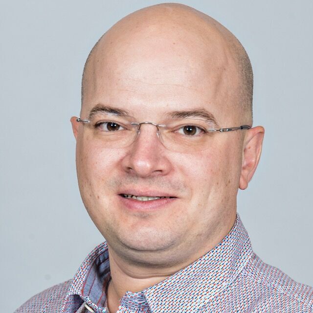 Strategic evaluation framework for adopting new programming languages in large-scale enterprise systems